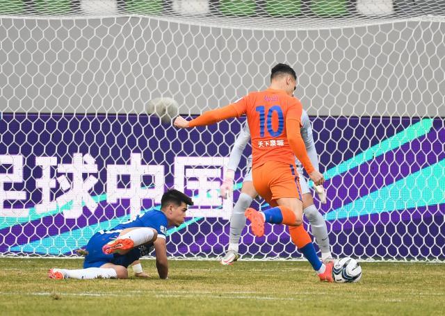 莫伊塞斯许愿：夺3连冠写进历史 二将缺阵增加困难